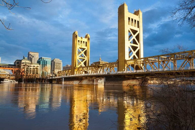 Image of Old Sacramento Bridge in Capital of CA